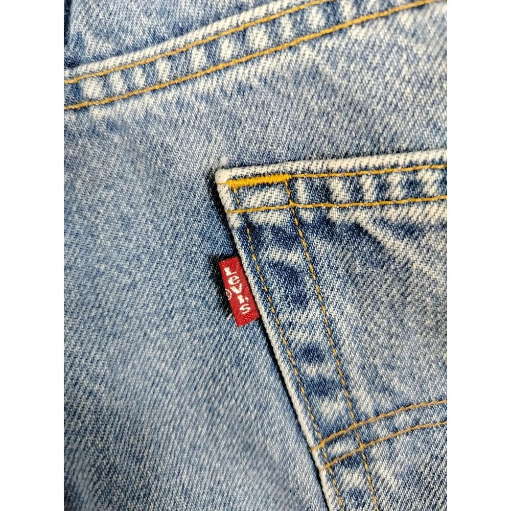Vintage Levis‎ Jeans Mens 38 Blue Relaxed Straight Leg Denim Zip Fly Y2K 2001